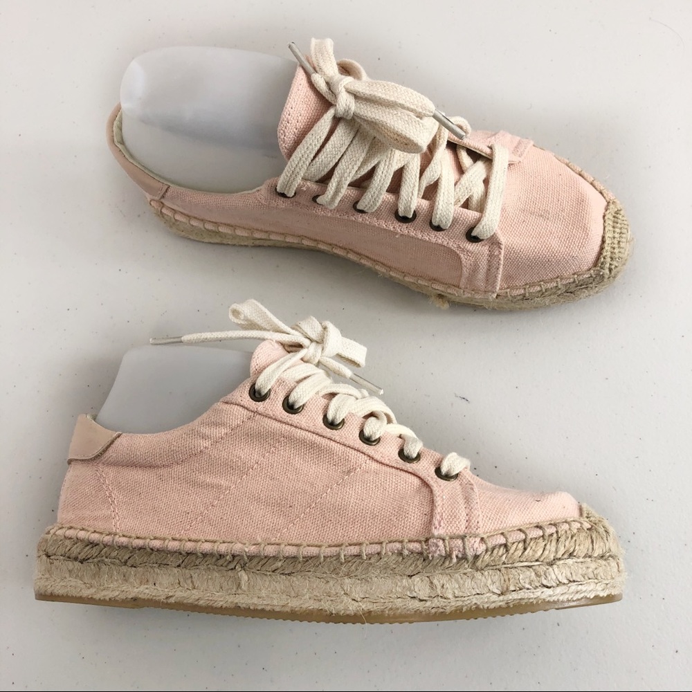 Saludos sneakers pink size 7